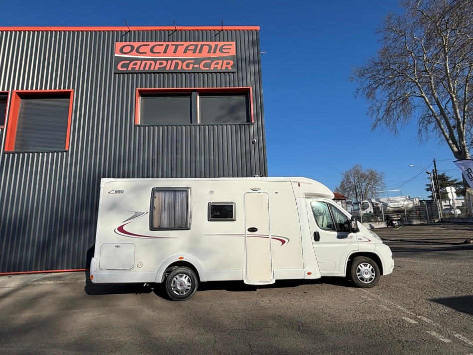 camping car RAPIDO  690 690 modèle 2010