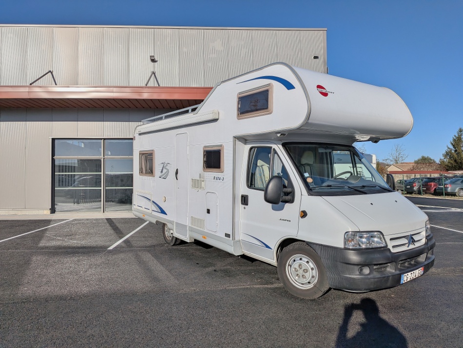 camping car BURSTNER  A 574 mod&egrave;le 2005