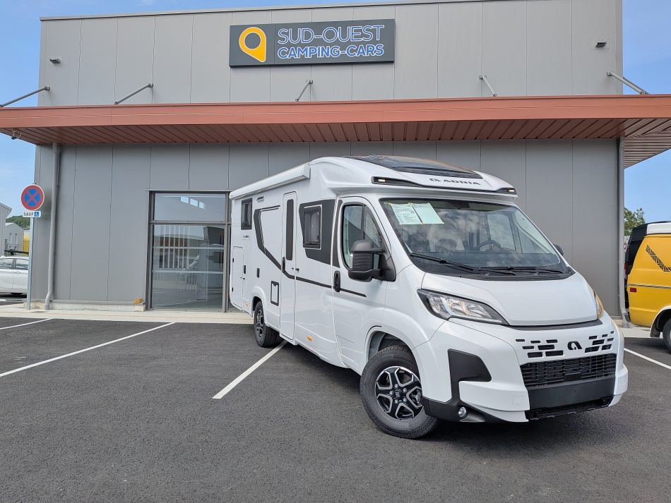 camping car ADRIA  COMPACT DC mod&egrave;le 2026