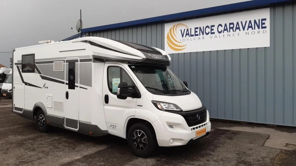 camping car MOBILVETTA  KEA P71 modèle 2022
