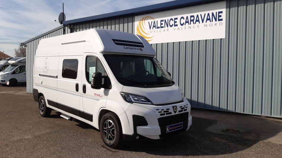 camping car CAMPEREVE  PREMIUM FAMILY VAN modèle 2025