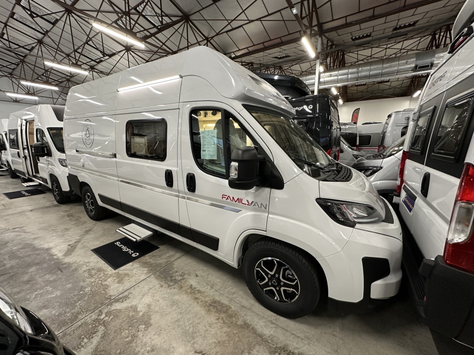 camping car CAMPEREVE  PREMIUM FAMILY VAN modèle 2025