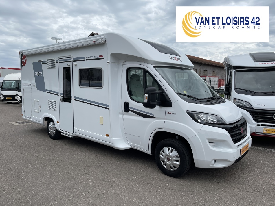 camping car PILOTE  ESSENTIEL P 696 D modèle 2021